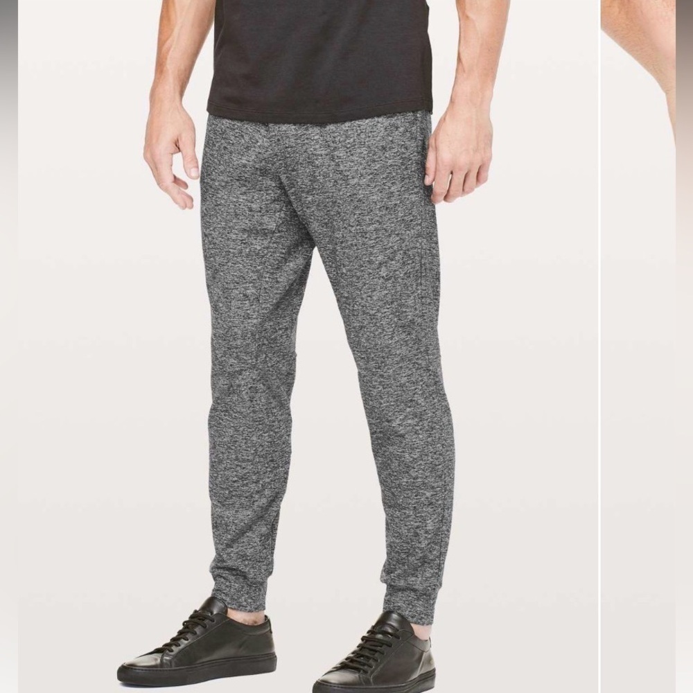 Lululemon Intent Jogger *Rulu
Heathered Black